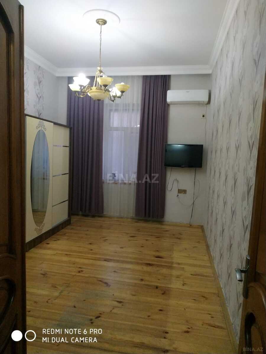 Satılır 2 otaqlı köhnə tikili 37 m², 28 May m. - şəkil 2