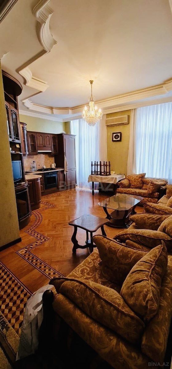 Satılır 2 otaqlı köhnə tikili 55 m², İçəri Şəhər m. - şəkil 2