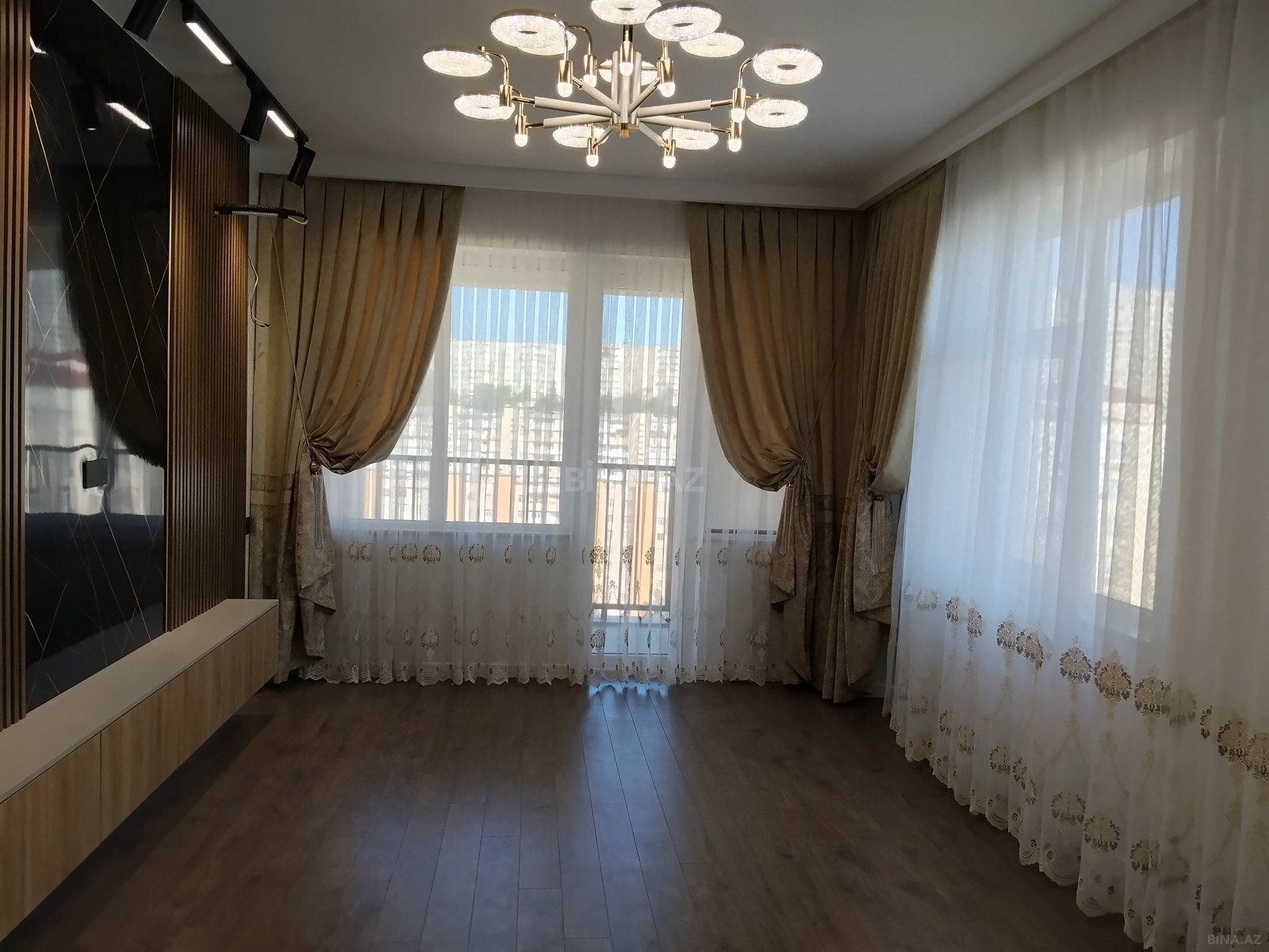 3 otaqlı yeni tikili 117 m², Əhmədli q. - şəkil 2