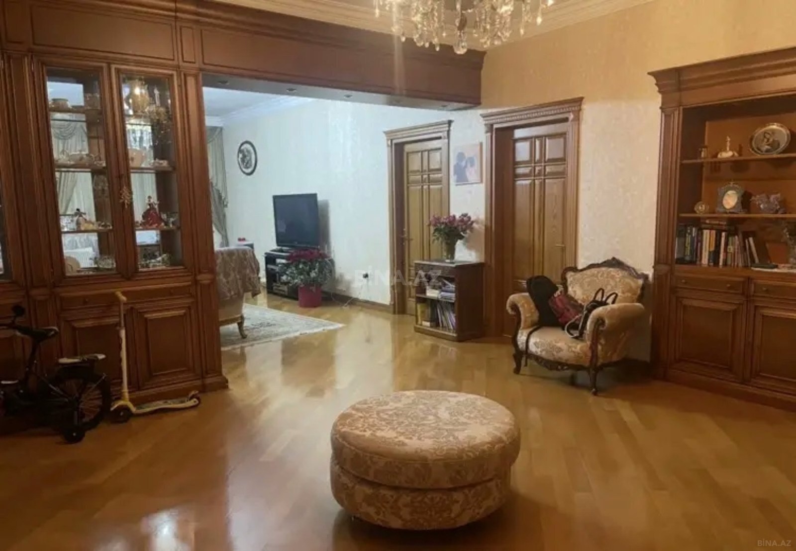 Satılır 3 otaqlı yeni tikili 161.3 m², Elmlər Akademiyası m.