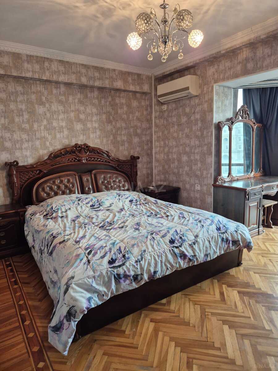 2 otaqlı yeni tikili 70 m², 28 May m. - əsas şəkil