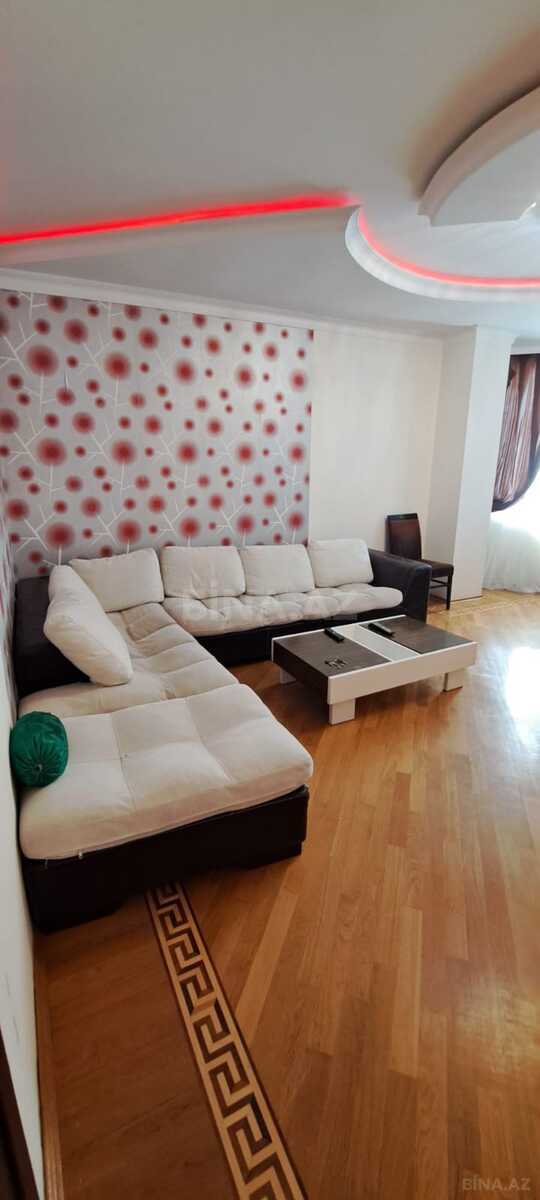 3 otaqlı yeni tikili 120 m², Əhmədli m.