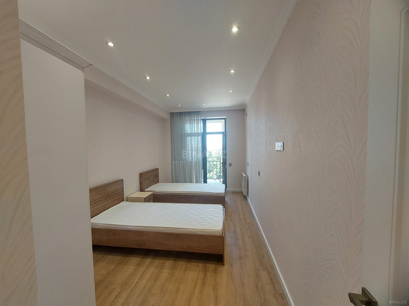 İcarəyə verilir 3 otaqlı yeni tikili 85 m², Bakıxanov q. - şəkil 3