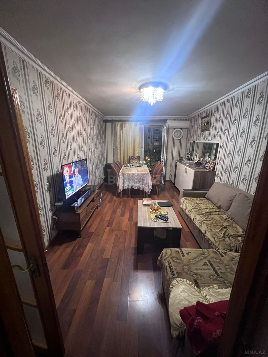 3 otaqlı köhnə tikili 72 m², İnşaatçılar m. - əsas şəkil