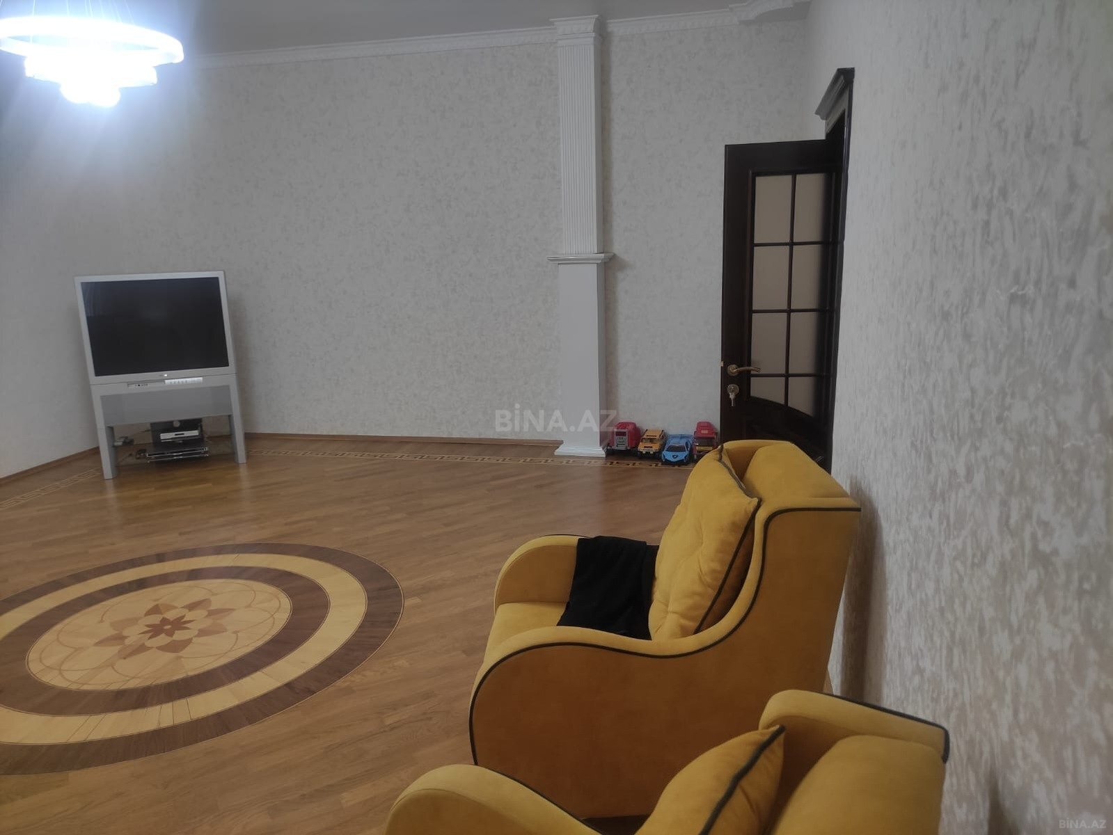 3 otaqlı köhnə tikili 80 m², Nəsimi r. - şəkil 2