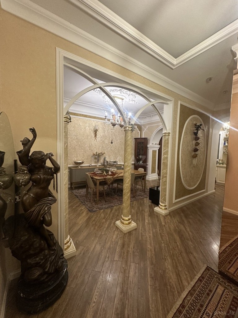 5 otaqlı köhnə tikili 200 m², 28 May m. - şəkil 3
