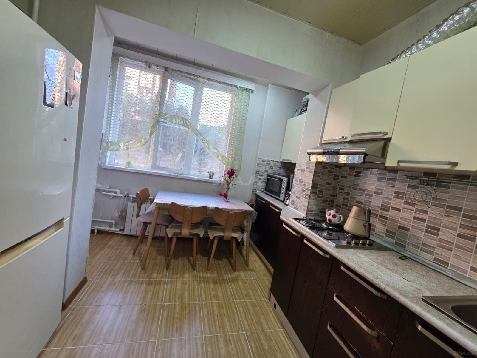 3 otaqlı köhnə tikili 82 m², Xətai r. - əsas şəkil