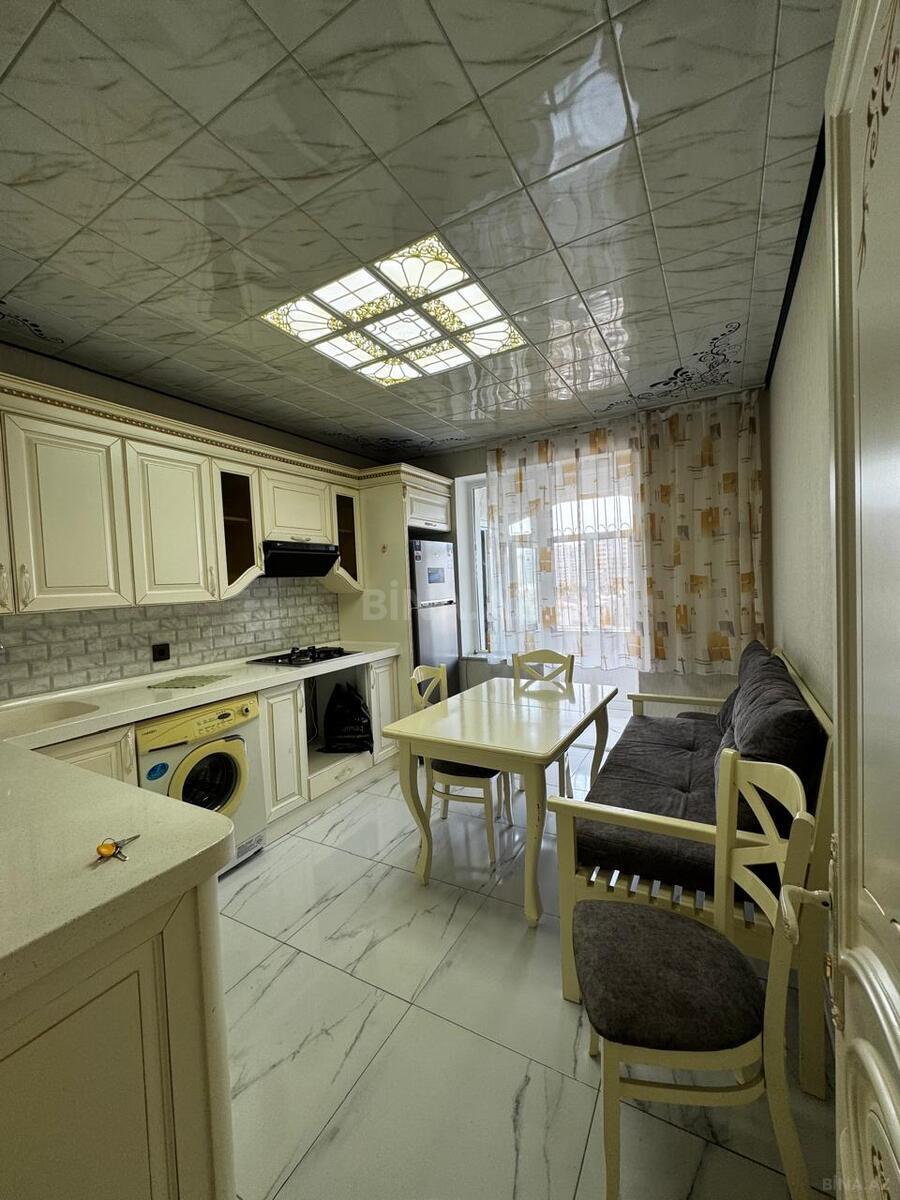2 otaqlı köhnə tikili 70 m², Neftçilər m.