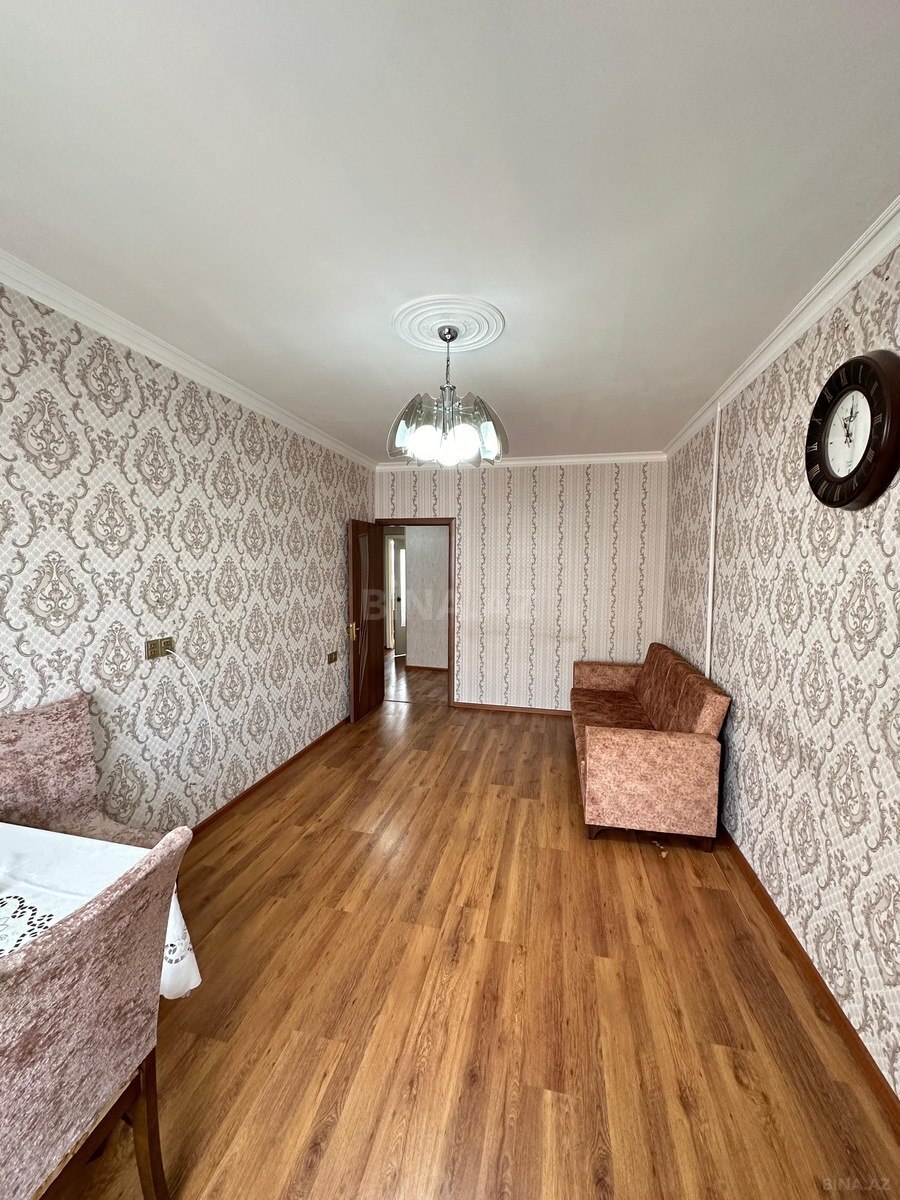 2 otaqlı köhnə tikili 62 m², Yeni Günəşli q. - şəkil 3