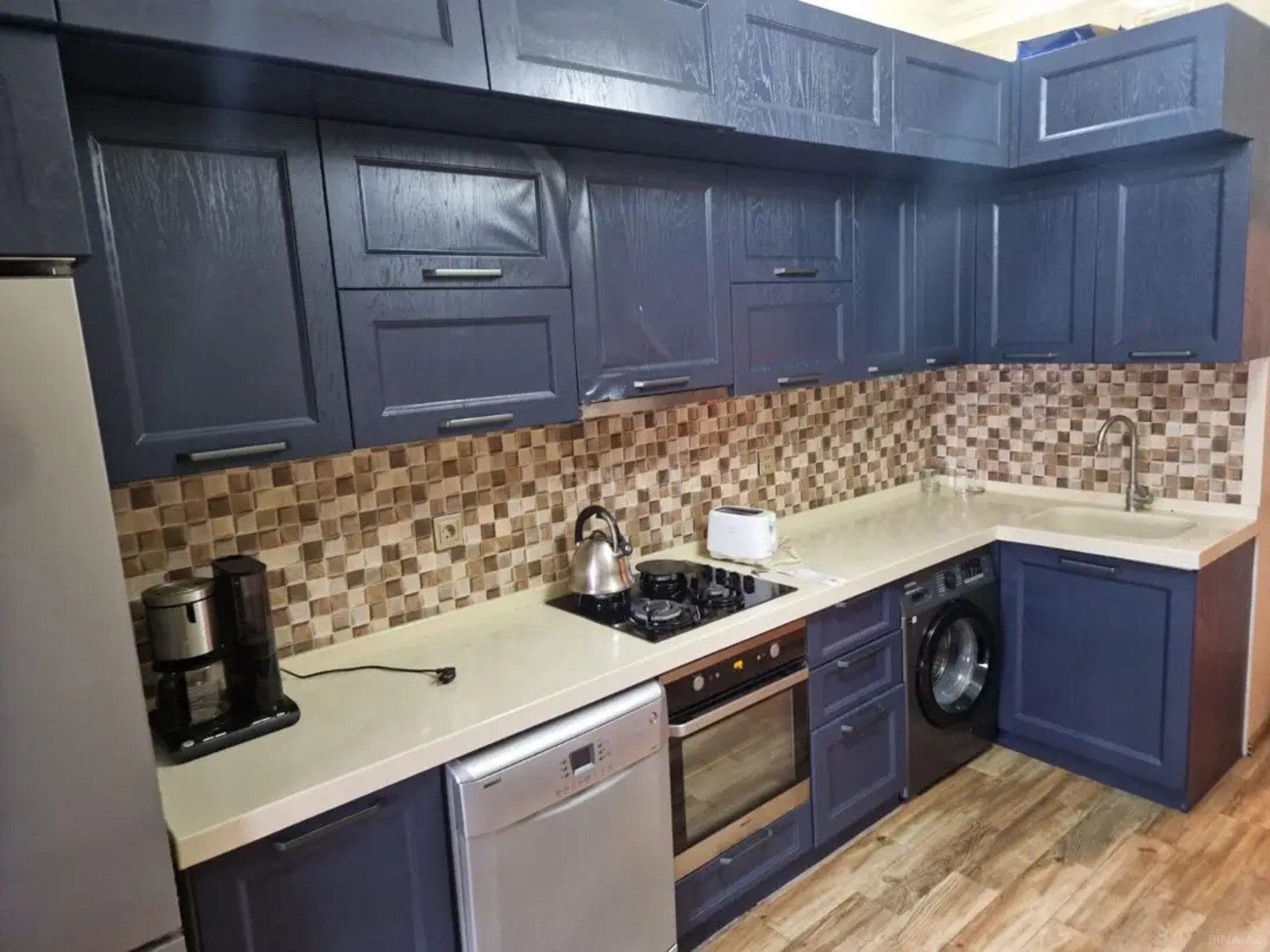 2 otaqlı yeni tikili 70 m², 20 Yanvar m.