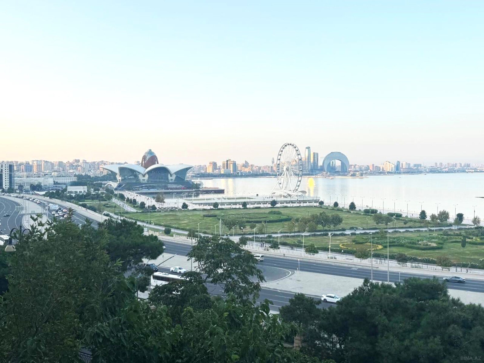 3 otaqlı köhnə tikili 80 m², Bayıl q.