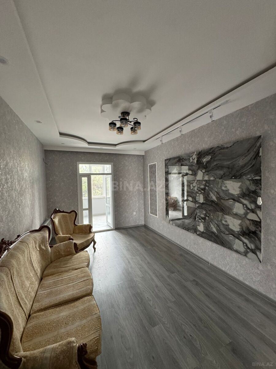 3 otaqlı köhnə tikili 80 m², Gənclik m.
