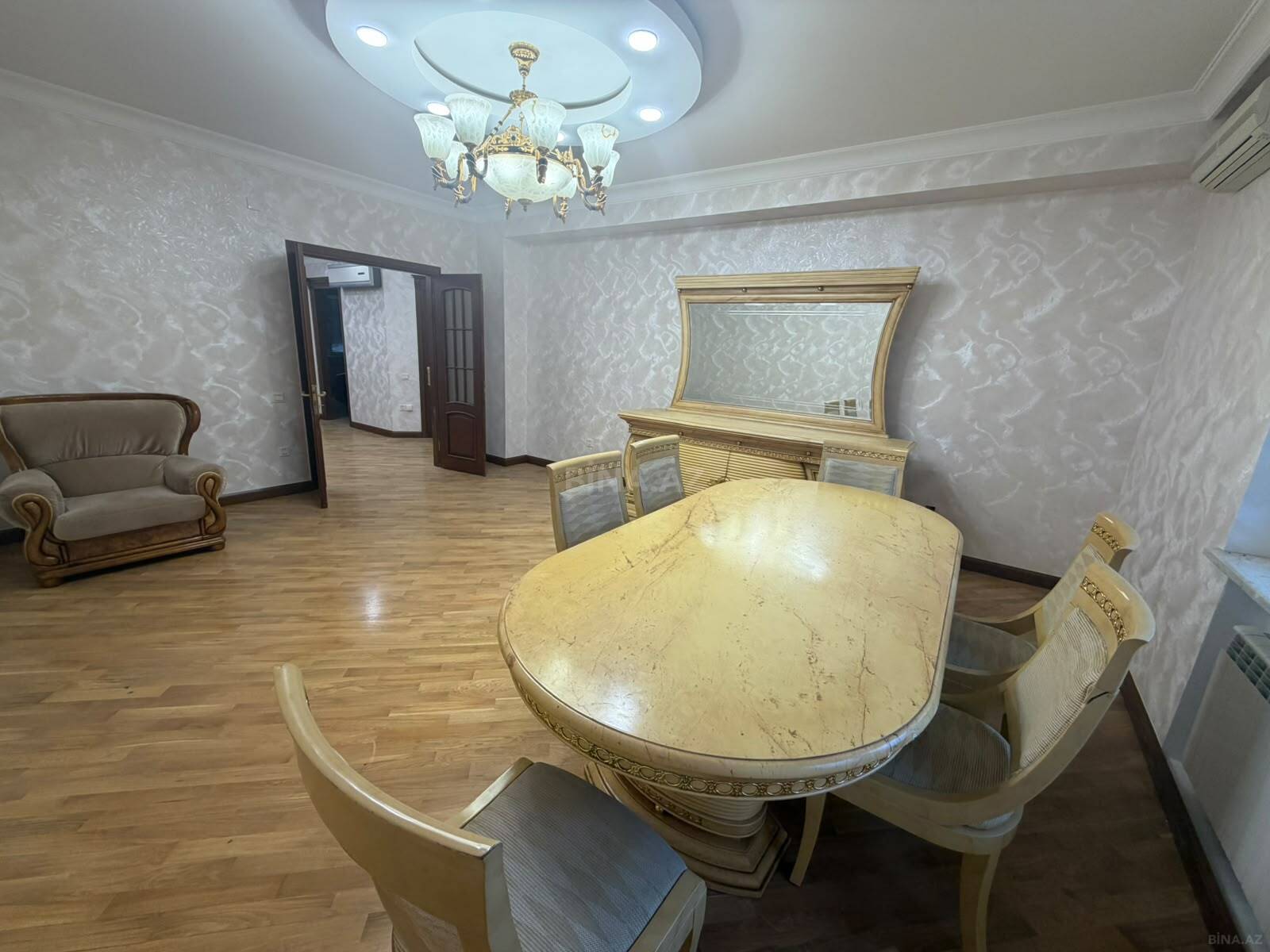 3 otaqlı yeni tikili 130 m², Nəriman Nərimanov m. - əsas şəkil