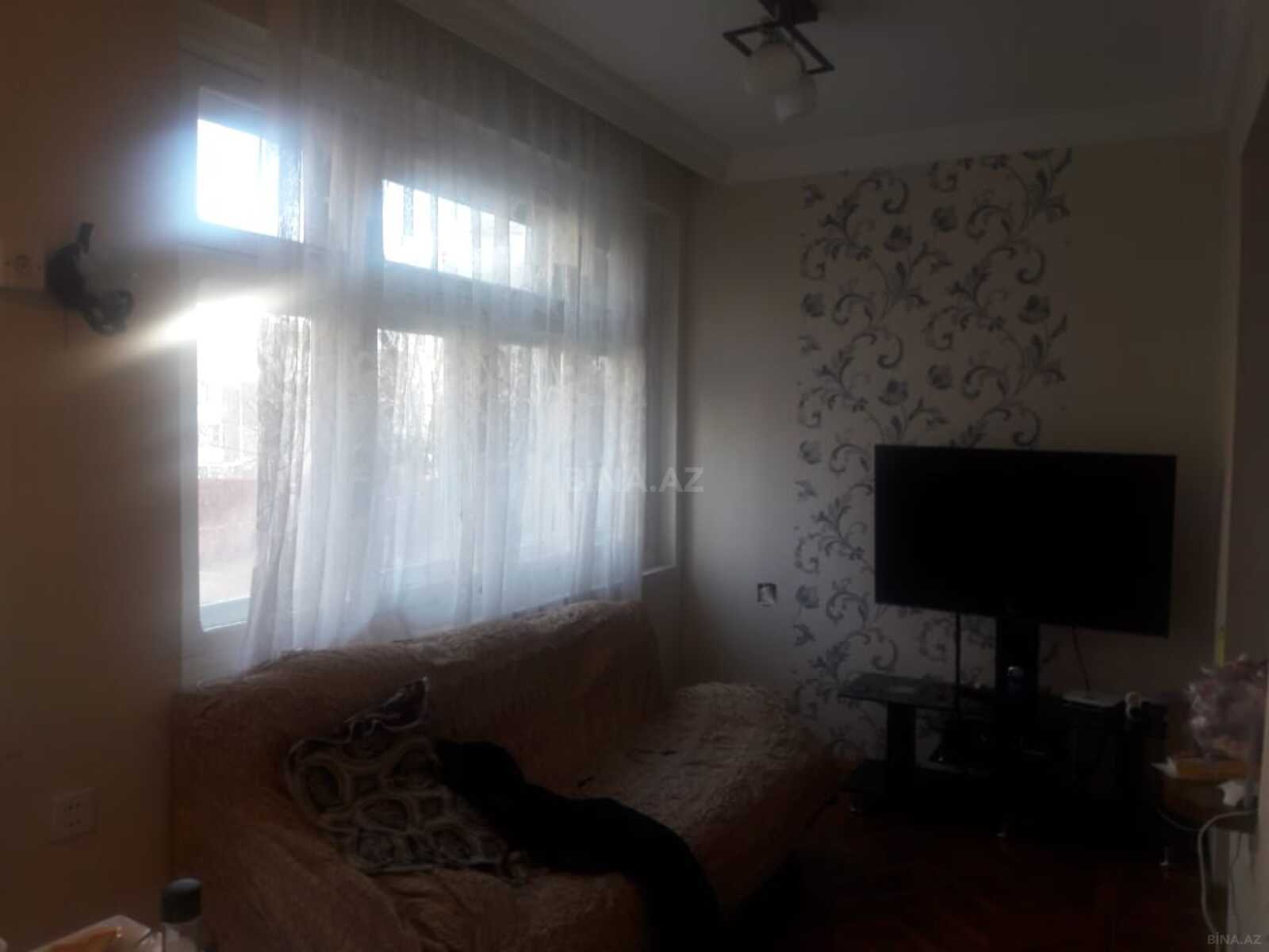 3 otaqlı köhnə tikili 100 m², Nəsimi r.