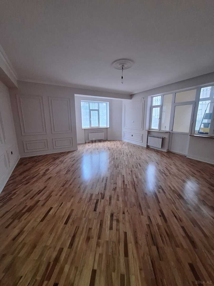 4 otaqlı yeni tikili 160 m², 8-ci mikrorayon q. - şəkil 2