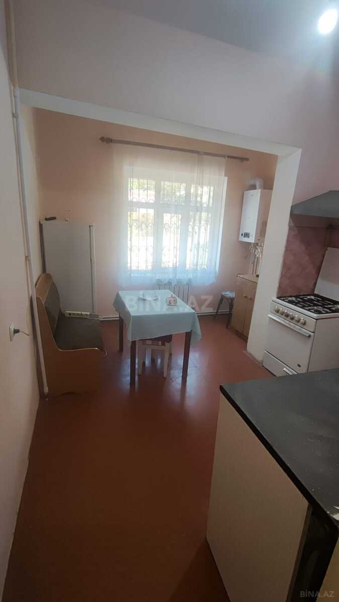 3 otaqlı köhnə tikili 80 m², Xətai r.