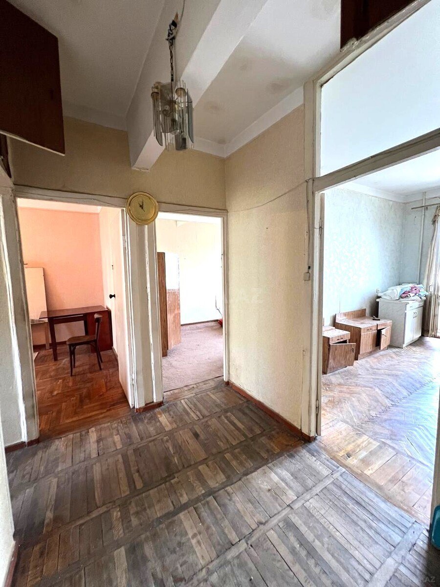3 otaqlı köhnə tikili 83 m², Bakıxanov q. - şəkil 3