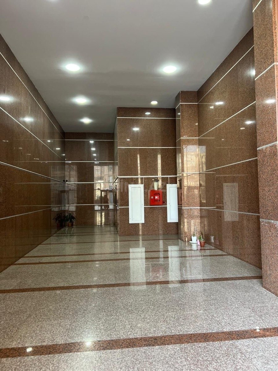 2 otaqlı yeni tikili 80 m², İnşaatçılar m. - şəkil 3