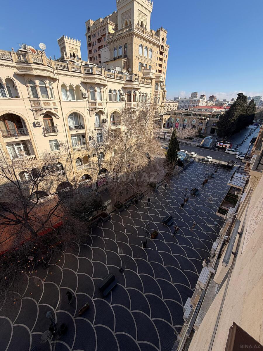 Satılır 2 otaqlı köhnə tikili 45 m², Sahil m. - şəkil 3