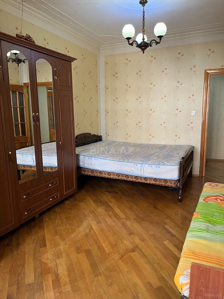 2 otaqlı köhnə tikili 65 m², 8-ci mikrorayon q. - şəkil 3