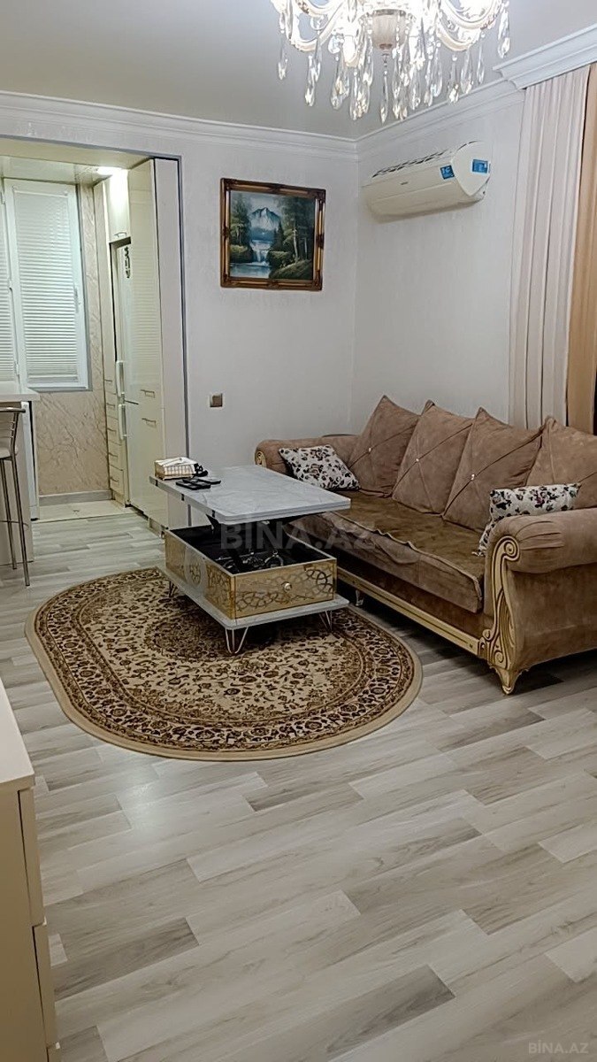 2 otaqlı köhnə tikili 40 m², Elmlər Akademiyası m. - şəkil 2
