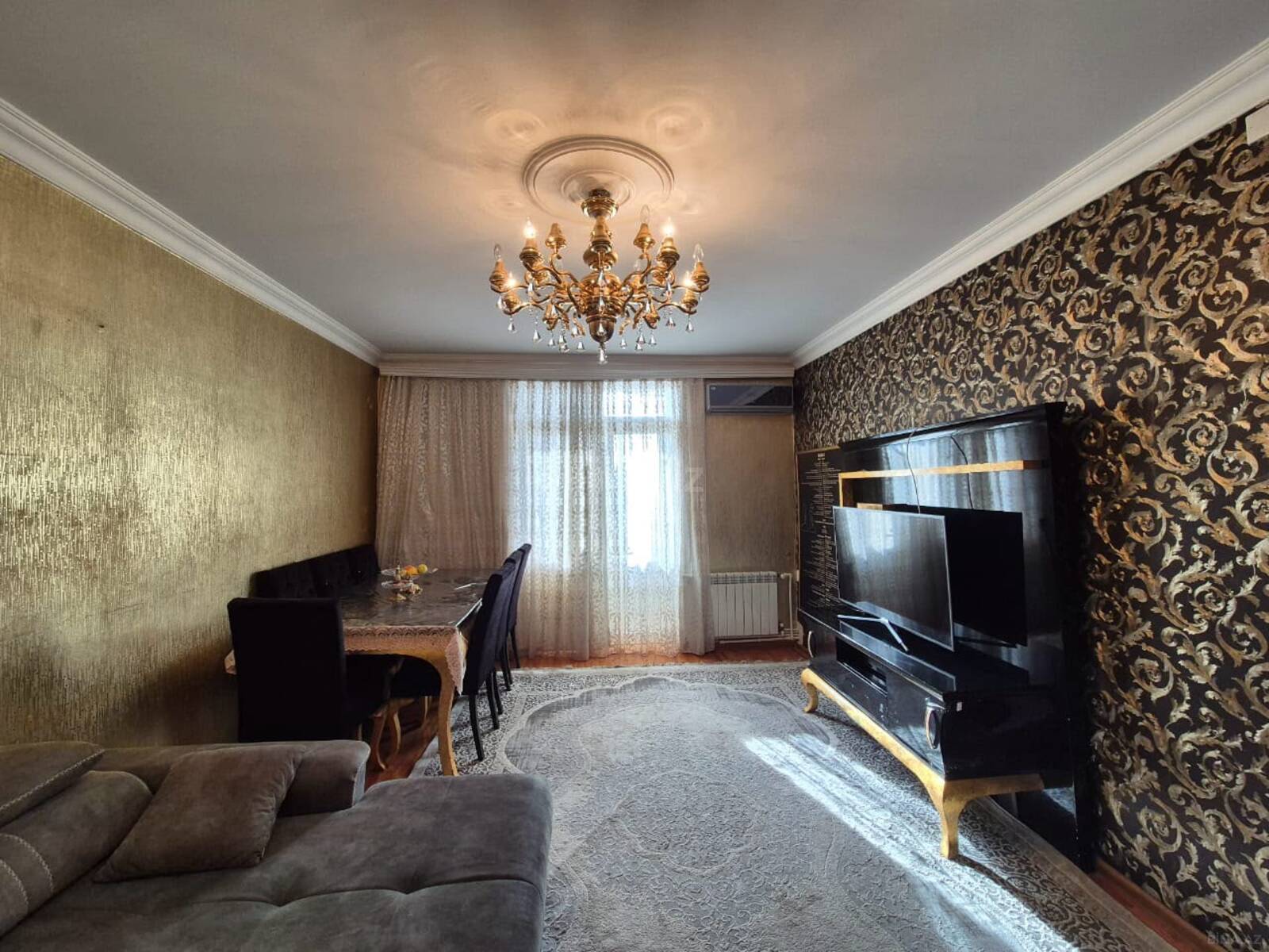 3 otaqlı köhnə tikili 82 m², 28 May m.