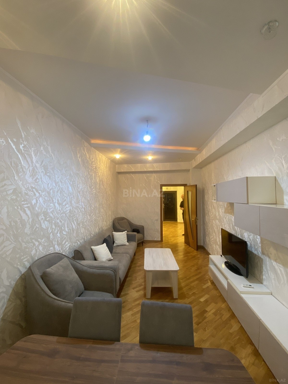 2 otaqlı yeni tikili 85 m², İnşaatçılar m. - əsas şəkil