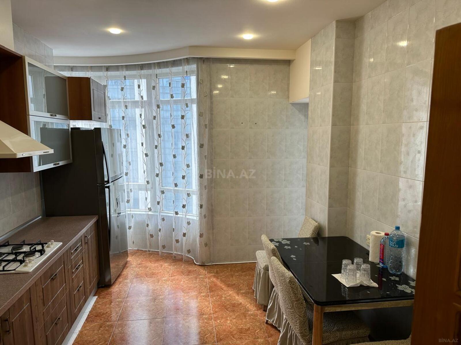 3 otaqlı yeni tikili 120 m², 28 May m. - əsas şəkil