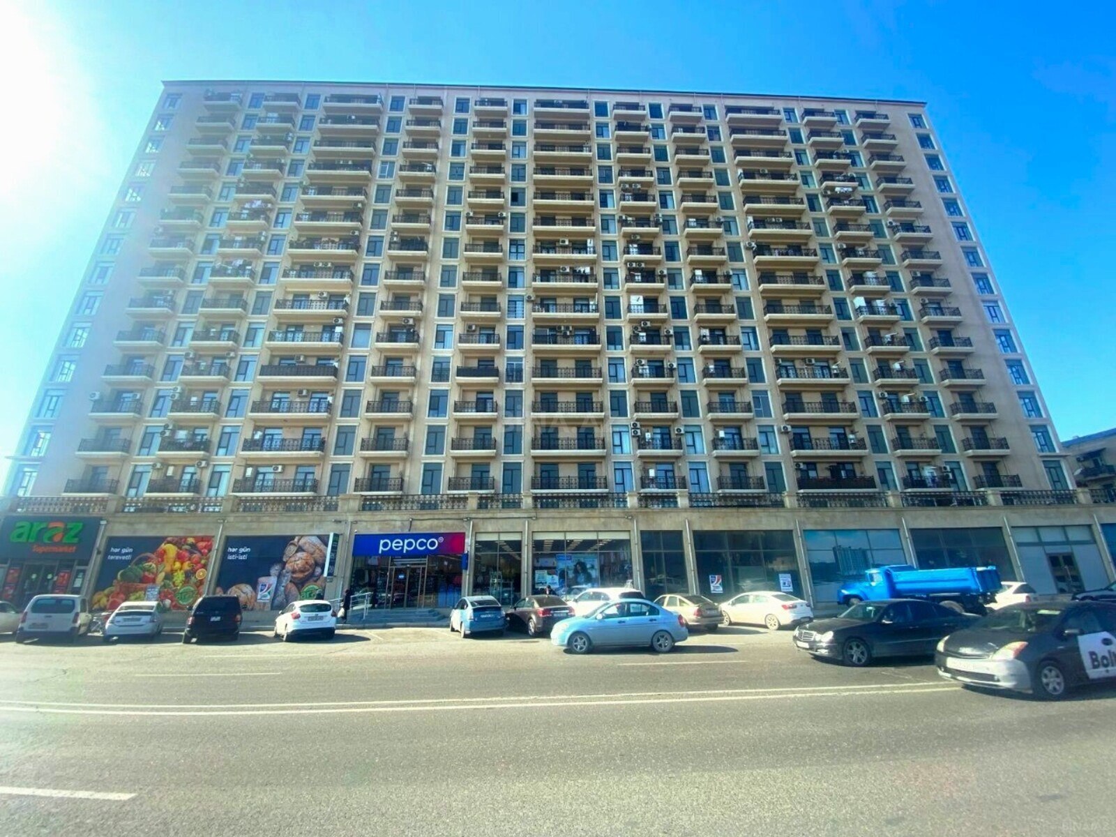 Satılır 2 otaqlı yeni tikili 80 m², Xətai r.