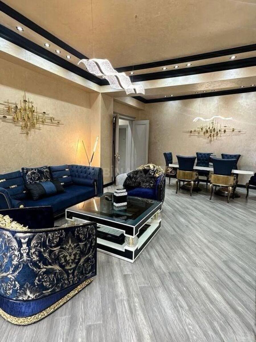 3 otaqlı yeni tikili 140 m², Ağ şəhər q.