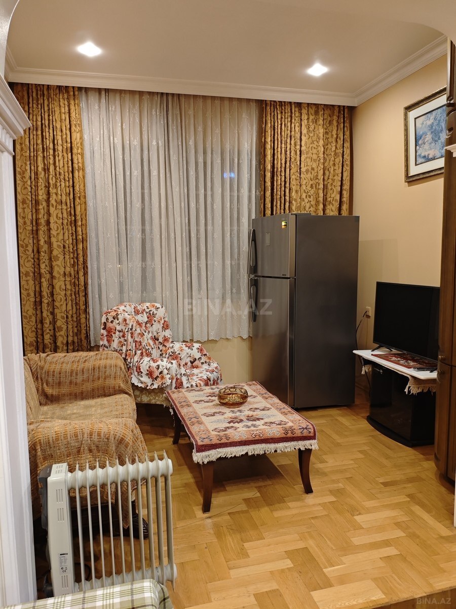 3 otaqlı köhnə tikili 90 m², 28 May m. - şəkil 3