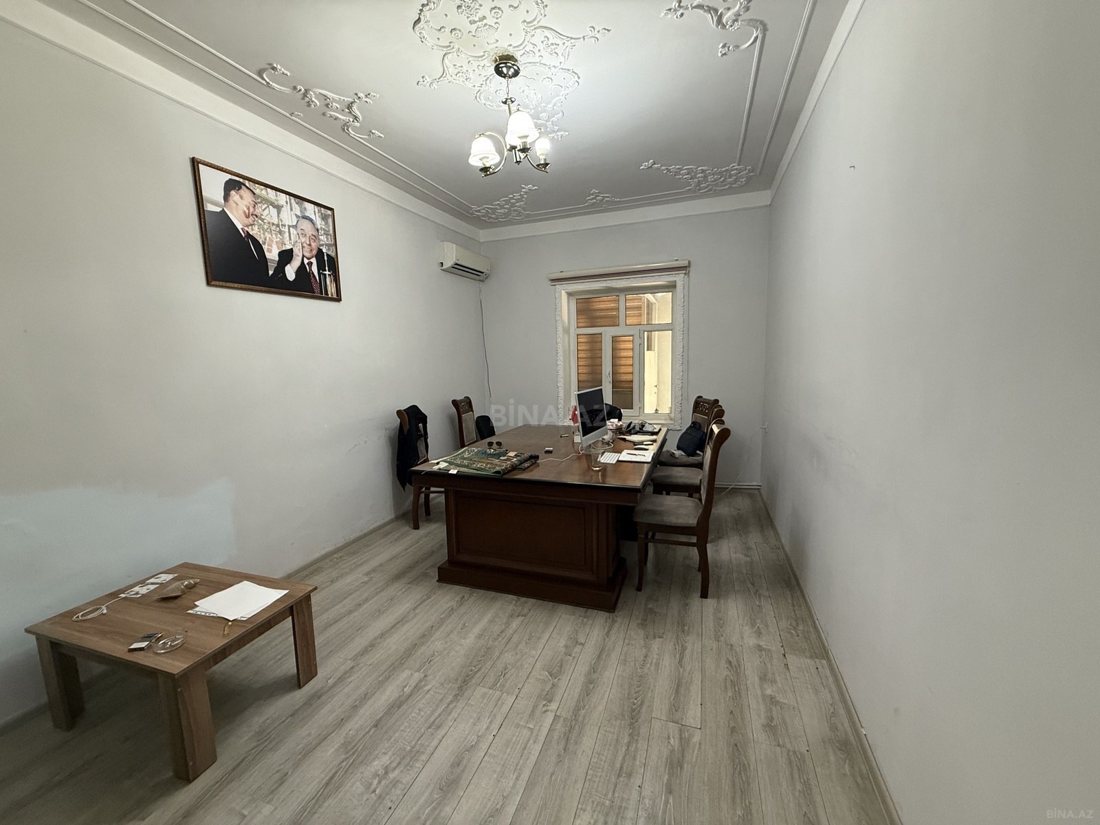 Satılır 3 otaqlı köhnə tikili 80 m², Bakıxanov q.