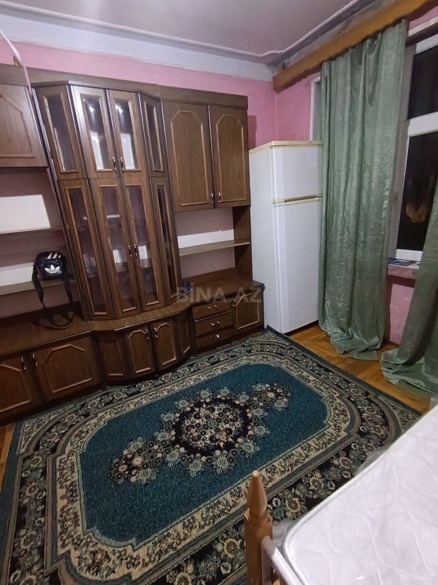 1 otaqlı köhnə tikili 12 m², 7-ci mikrorayon q. - əsas şəkil