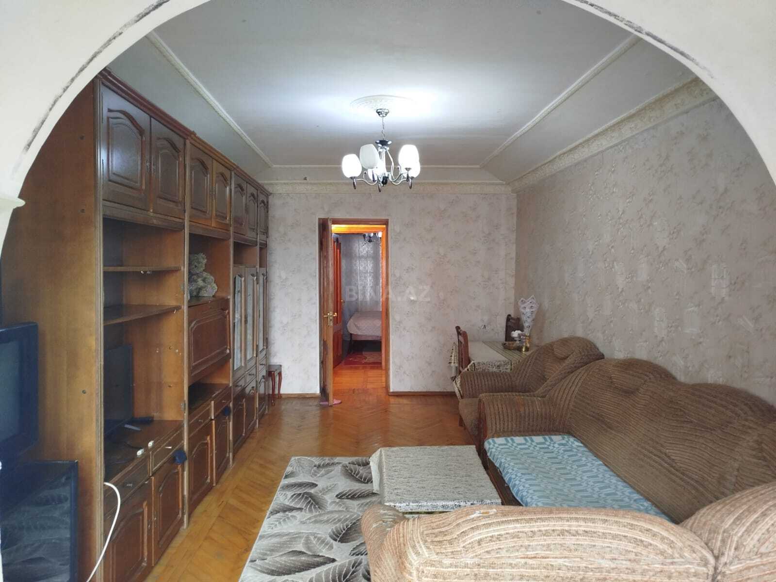 2 otaqlı köhnə tikili 50 m², Həzi Aslanov m.