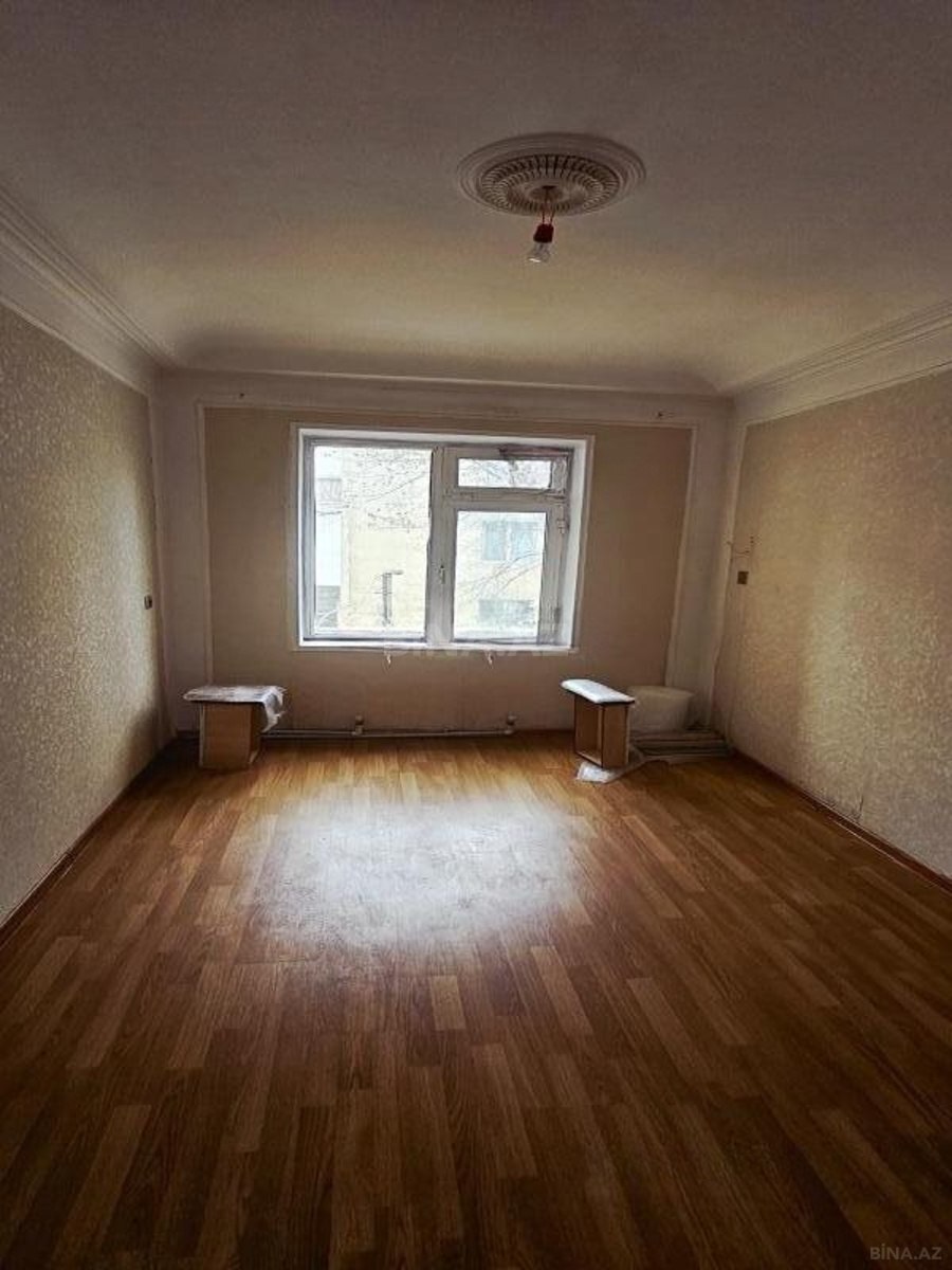 3 otaqlı köhnə tikili 75 m², Neftçilər m. - şəkil 3