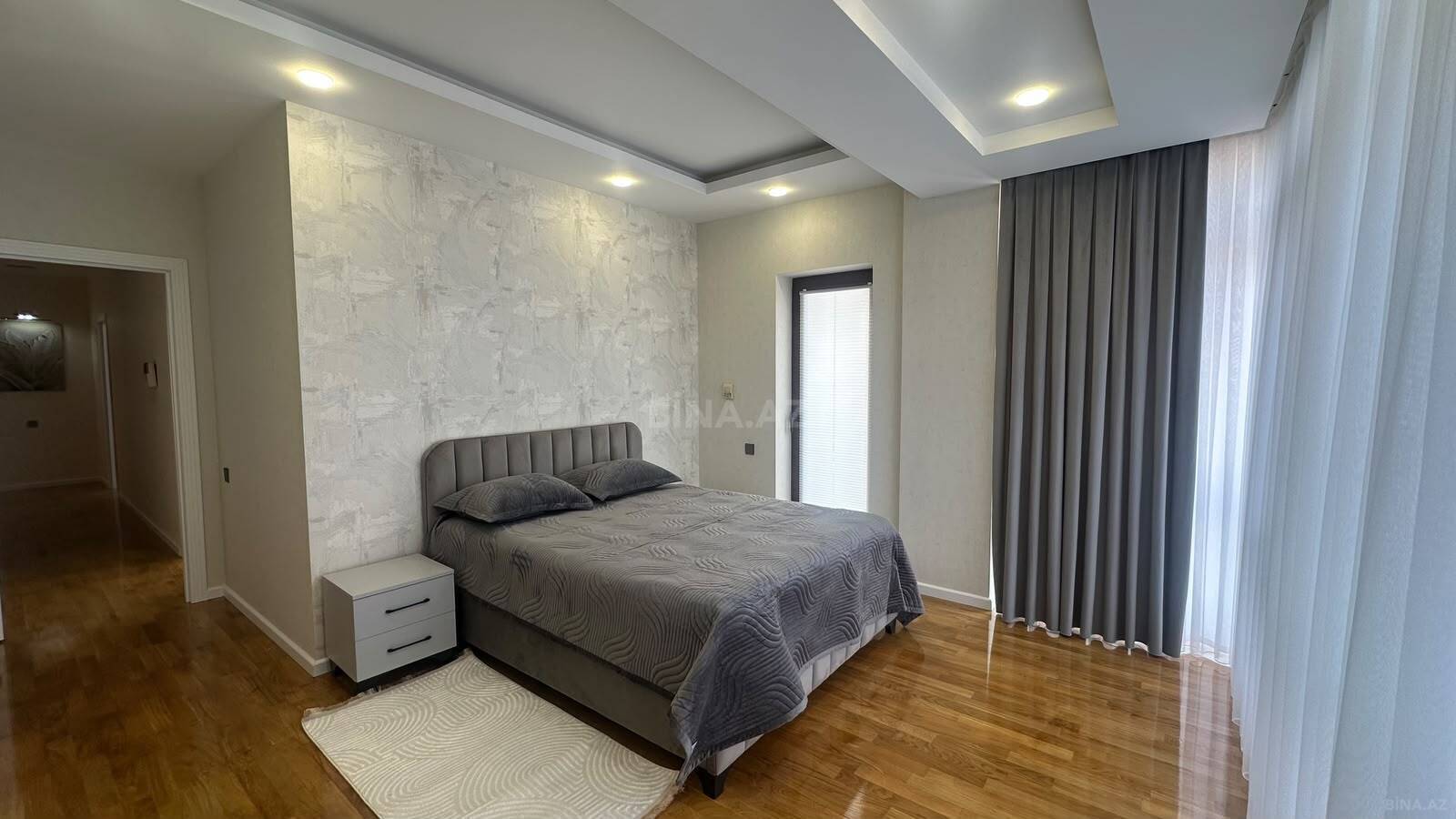 4 otaqlı yeni tikili 170 m², İçəri Şəhər m.
