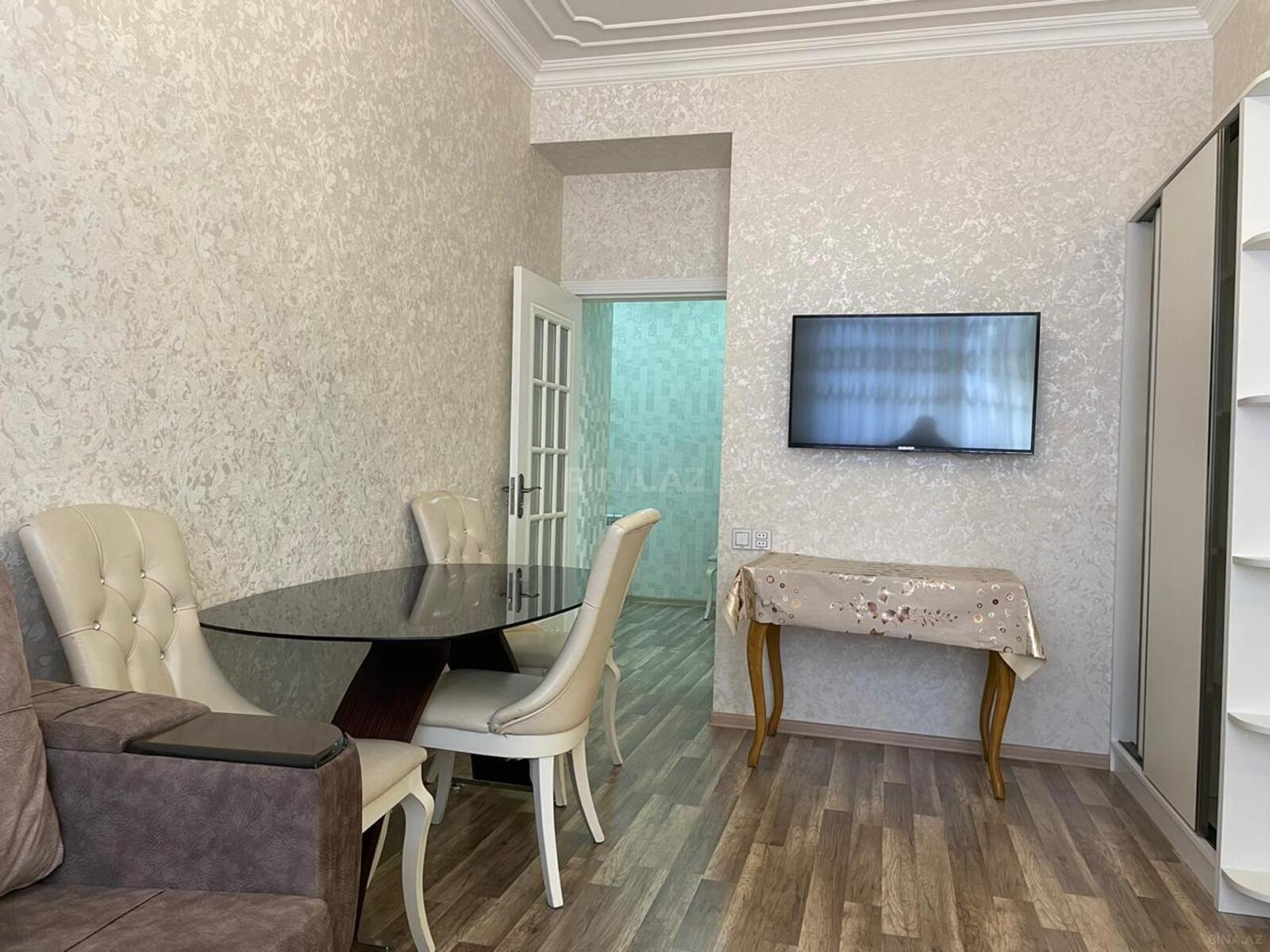 2 otaqlı yeni tikili 70 m², Bakıxanov q. - əsas şəkil