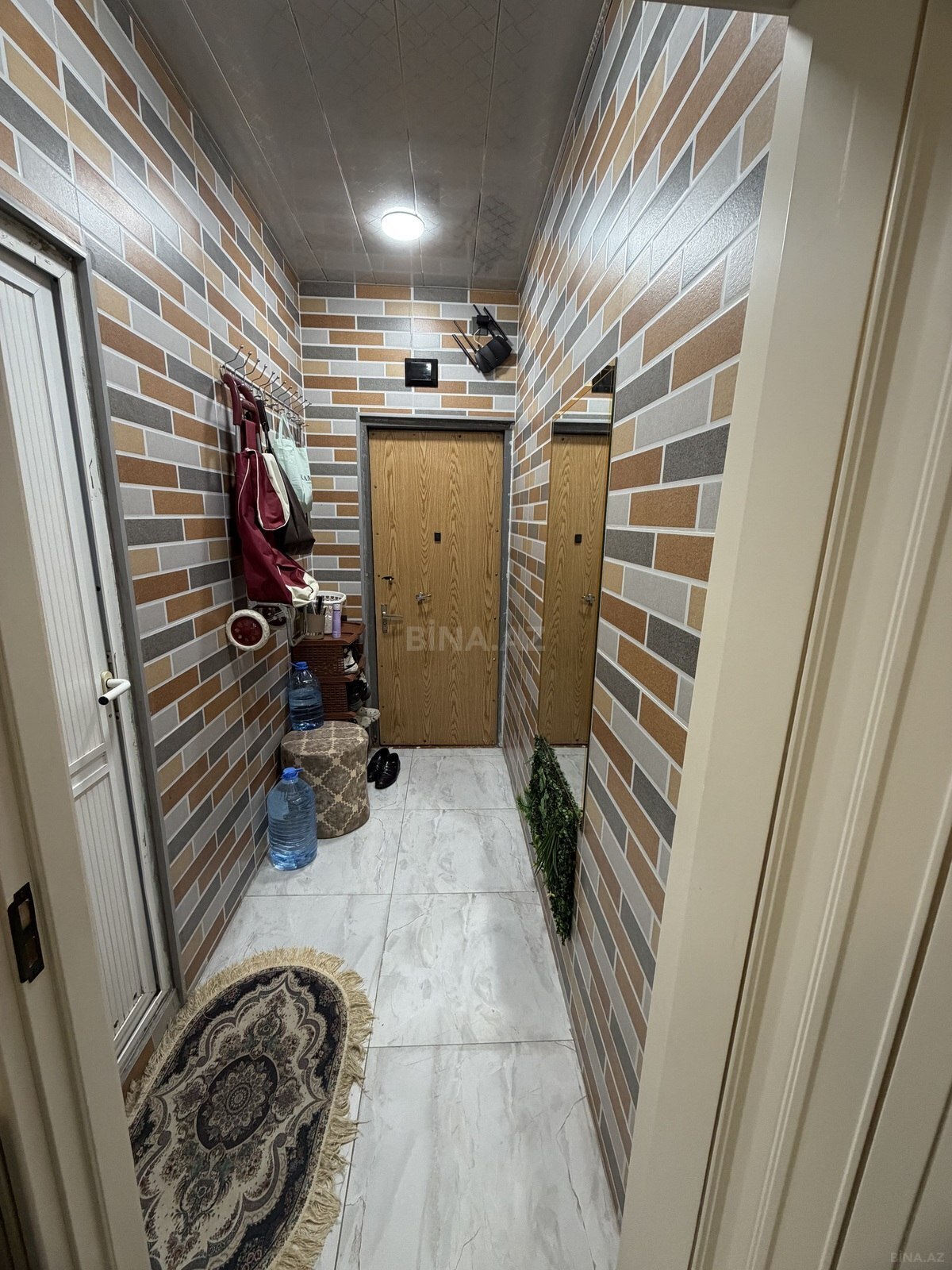 3 otaqlı köhnə tikili 60 m², Memar Əcəmi m. - əsas şəkil