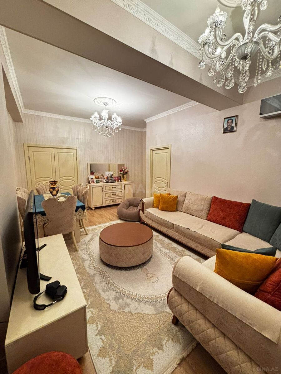 3 otaqlı yeni tikili 80 m², Elmlər Akademiyası m. - əsas şəkil