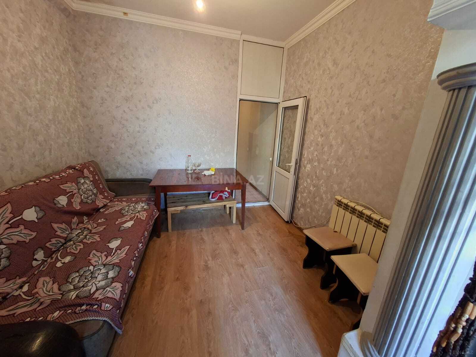 2 otaqlı köhnə tikili 50 m², İnşaatçılar m.