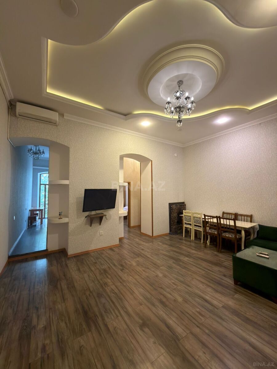 Satılır 3 otaqlı köhnə tikili 110 m², Sahil m. - şəkil 3