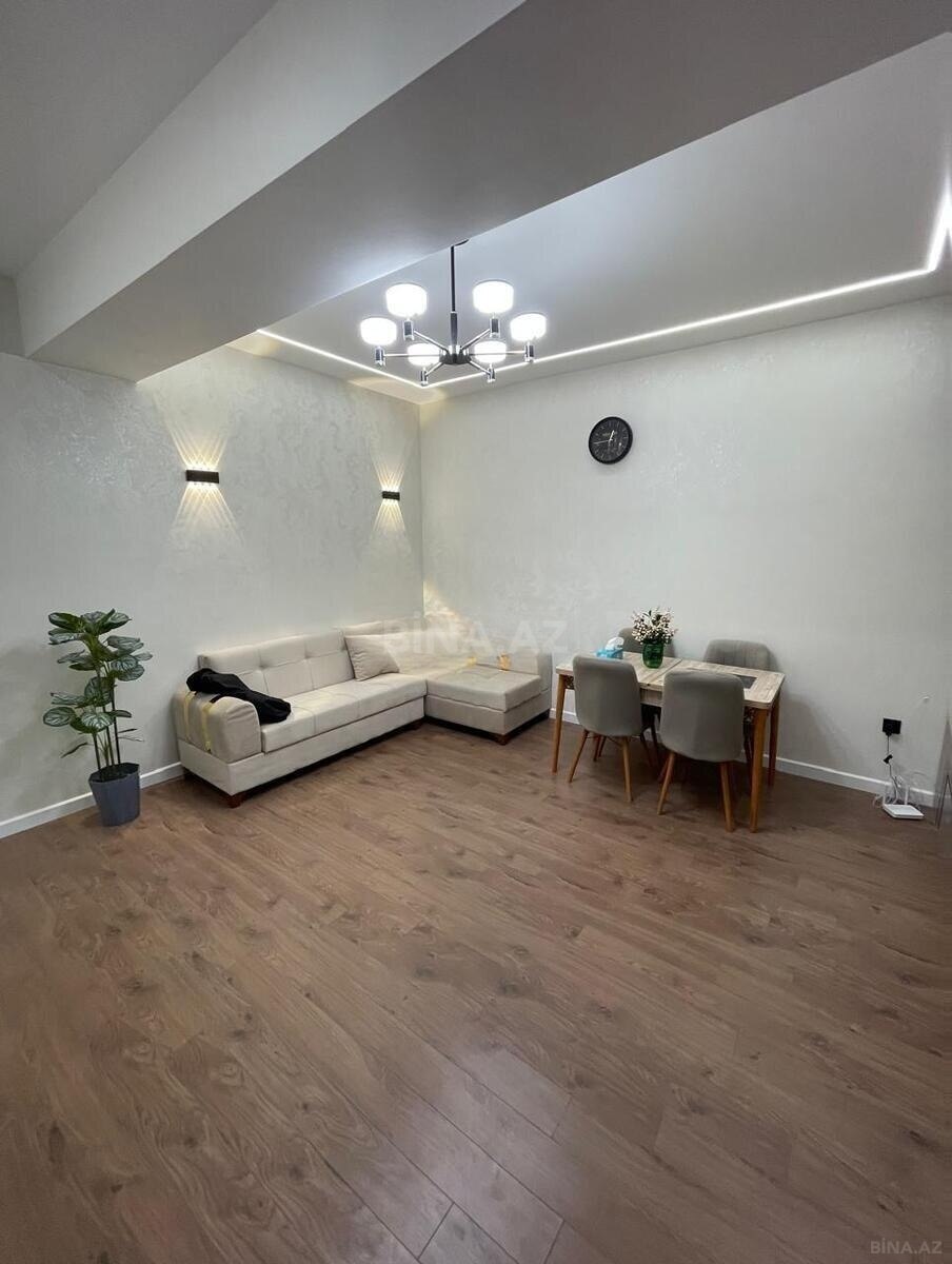 2 otaqlı yeni tikili 90 m², 28 May m.