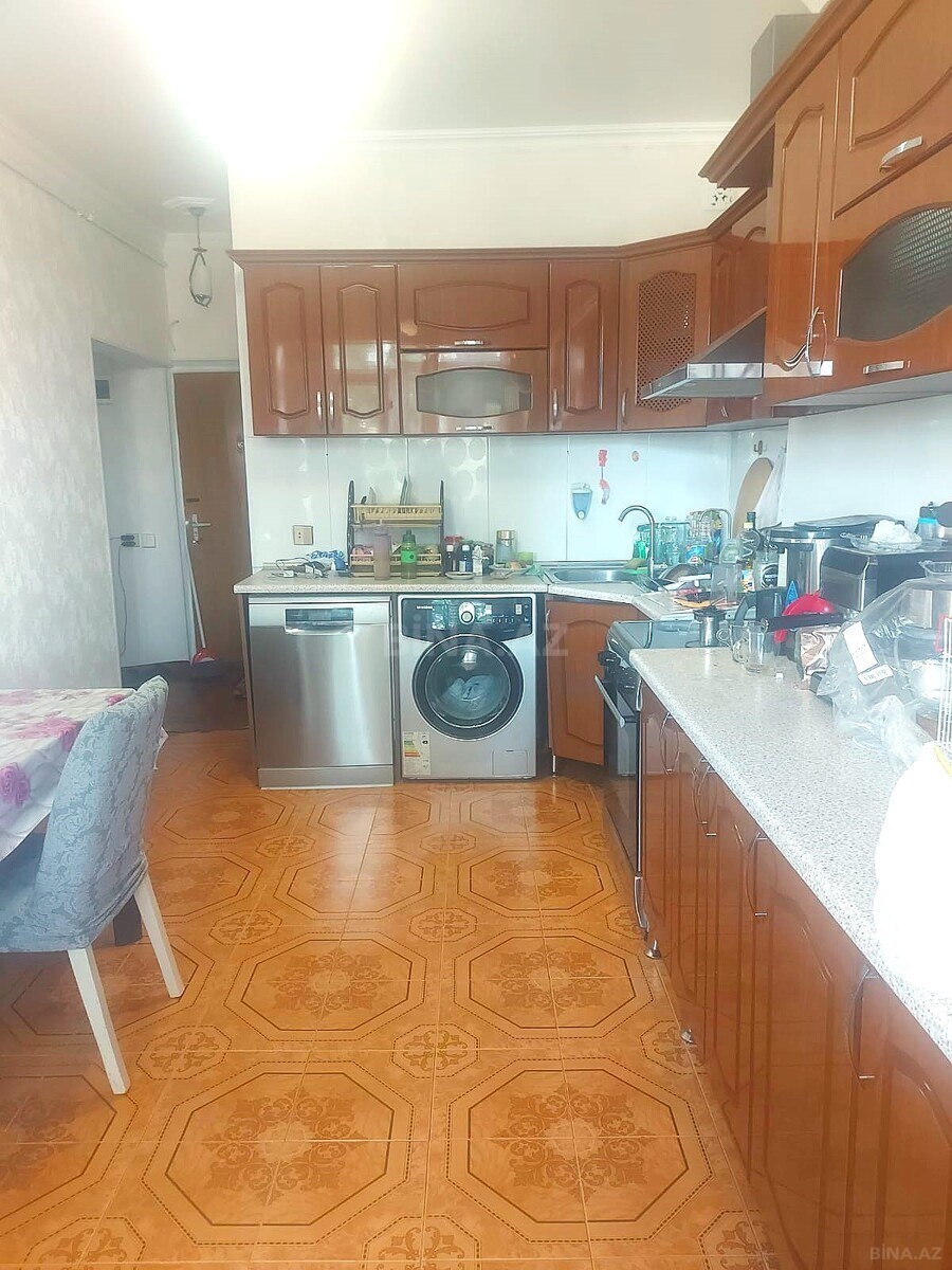 2 otaqlı köhnə tikili 62 m², Xalqlar Dostluğu m.