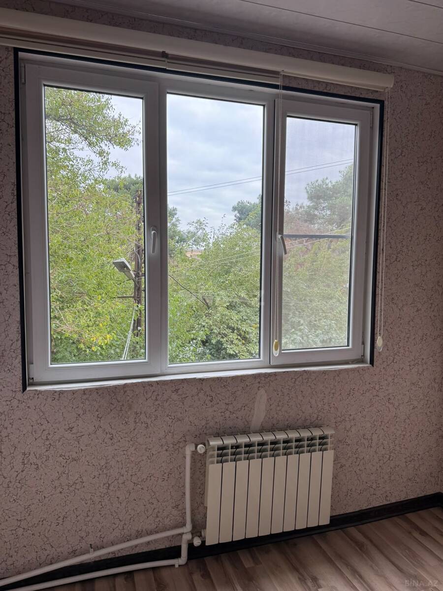 2 otaqlı köhnə tikili 100 m², Bakıxanov q.