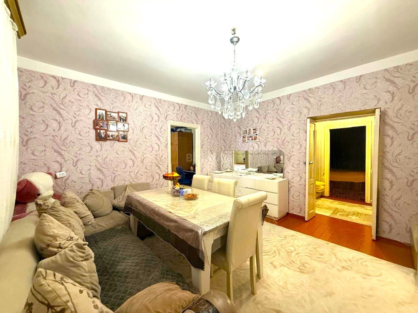 Satılır 4 otaqlı köhnə tikili 110 m², Bakıxanov q. - şəkil 3