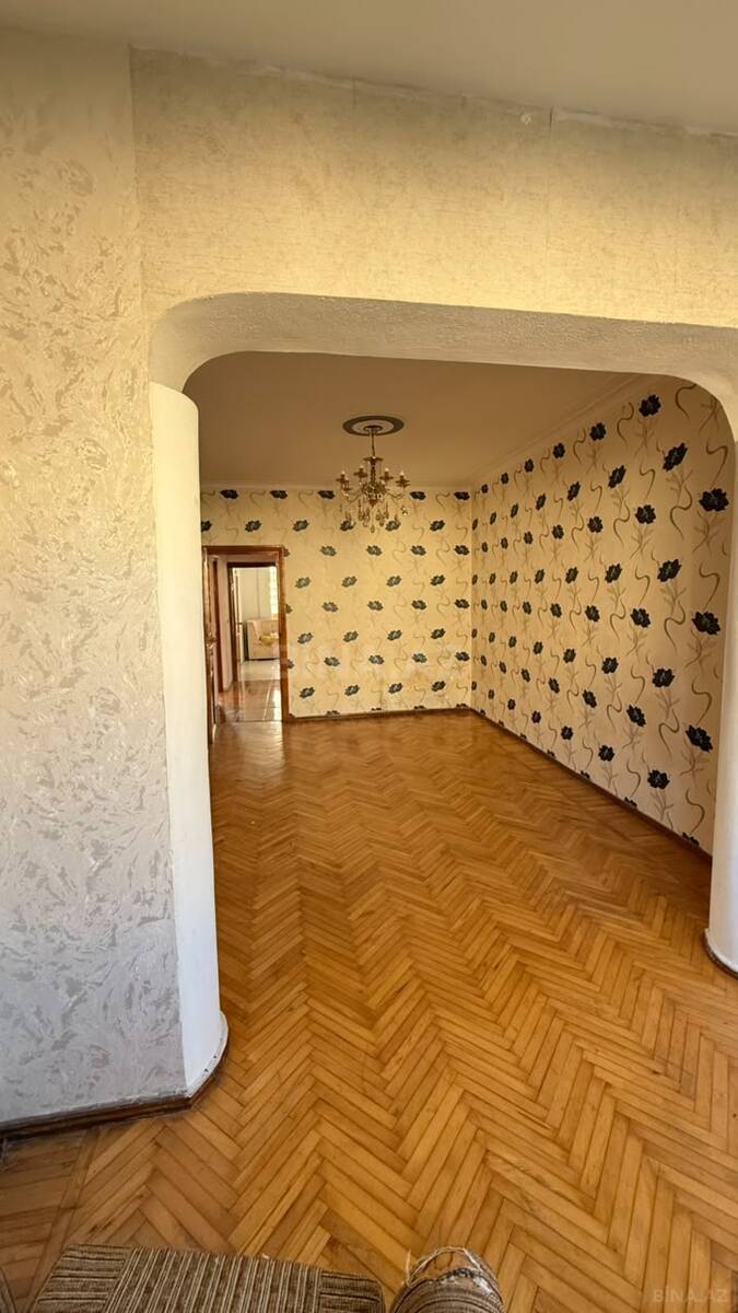 Satılır 2 otaqlı köhnə tikili 65 m², Yeni Yasamal q. - şəkil 2