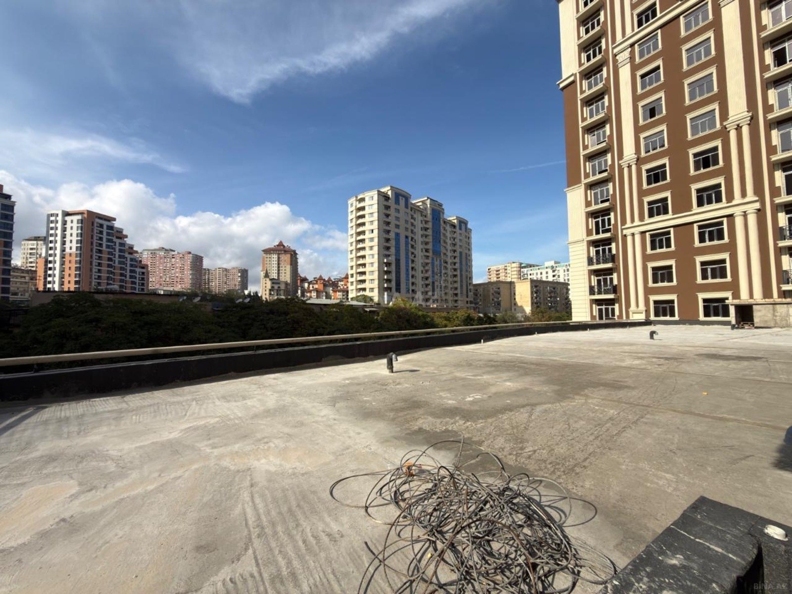 4 otaqlı yeni tikili 131.5 m², Nərimanov r. - şəkil 3