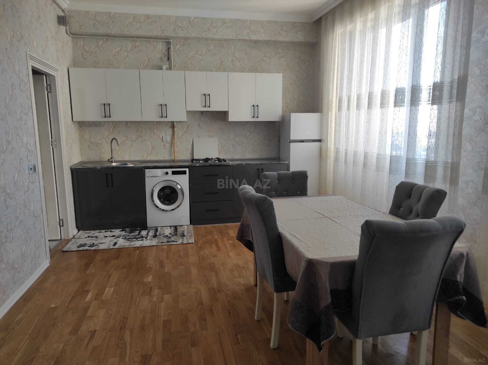 3 otaqlı yeni tikili 70 m², Yeni Günəşli q.