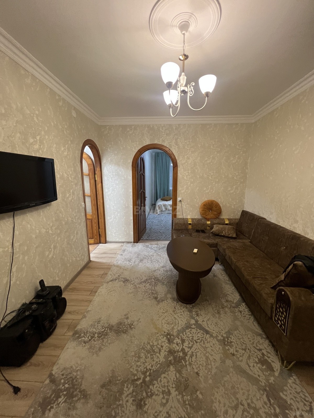 2 otaqlı köhnə tikili 50 m², Memar Əcəmi m. - əsas şəkil