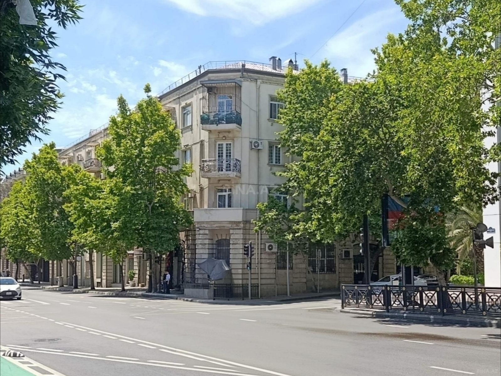 3 otaqlı köhnə tikili 96 m², 28 May m. - əsas şəkil